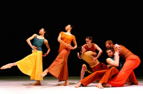BalletMemphis-WhereverWeAre IMAGE Ballet Memphis company members in Emily Coates & Lacina Coulibaly's "Ou Que Nous Soyens (Wherever We Are)" -- world premiere Where the Girls Are 2 | Photo by Christopher Blank IMAGE