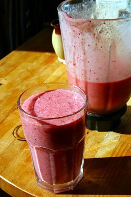 400px-2011.09_smoothie2